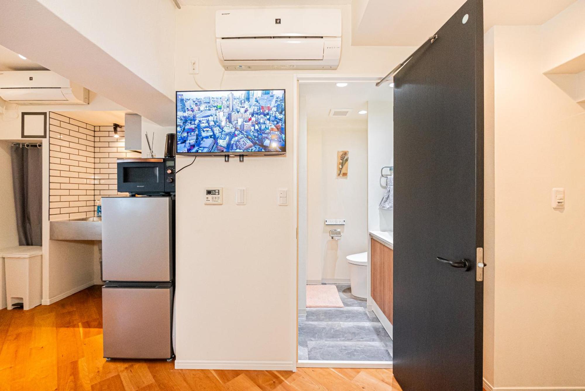 新宿區東新宿站徒步2分鐘房源交通方便免費wi-fi Apartemen *